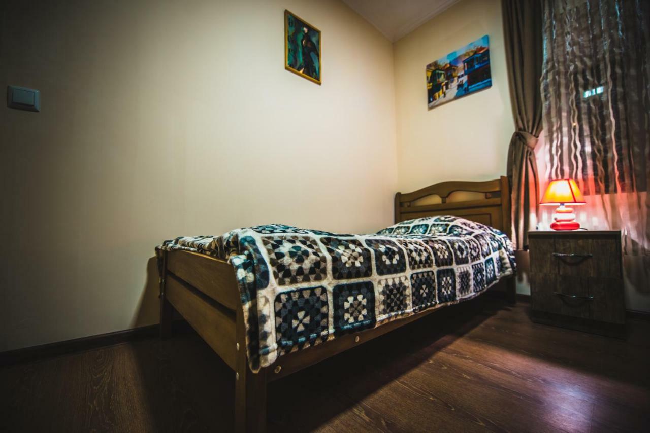 Cozy Apartment In Center Of Old Tbilisi Bagian luar foto